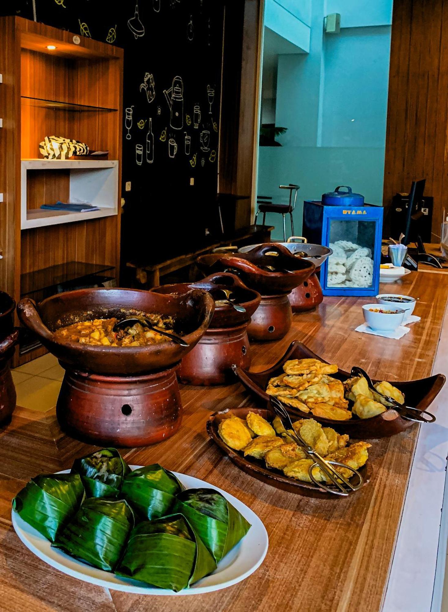 普瑞玛sr会议酒店 斯勒曼 外观 照片